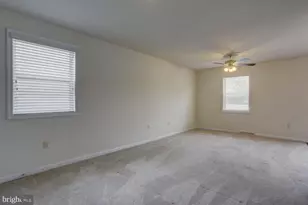 631 Sunflower St, New Holland, PA 17557 - Photo 17