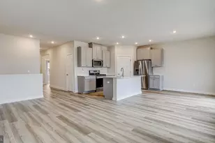 206 Lindsey Dr, Columbia, PA 17512 - Photo 7