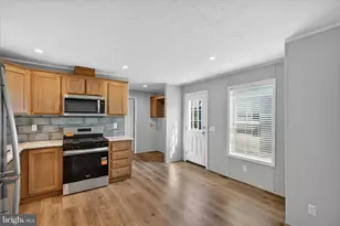 77 Circle Dr, Columbia, PA 17512 - Photo 11