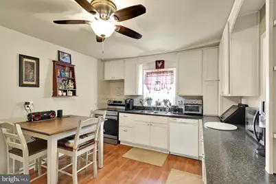 6351 Jackson Drive, East Petersburg, PA 17520 - Photo 7