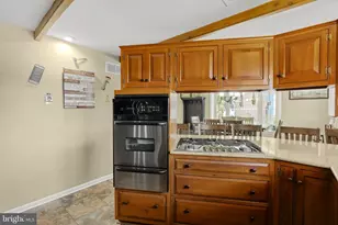 201 Hillcrest Rd, New Holland, PA 17557 - Photo 9