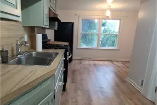 207 Elizabeth Dr, Lancaster, PA 17601 - Photo 3