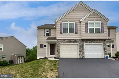 212 Eagle Drive, Ephrata, PA 17522 - Photo 1