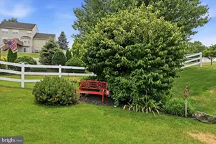 121 Meadowview Dr, Gap, PA 17527 - Photo 33