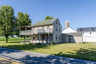 680 N Railroad Ave, New Holland, PA 17557 - Photo 13