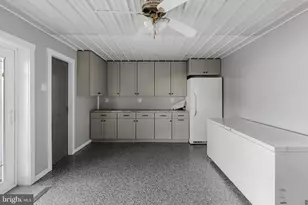 680 N Railroad Ave, New Holland, PA 17557 - Photo 47