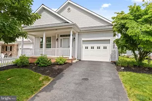 424 Haymarket Ln, Lititz, PA 17543 - Photo 1