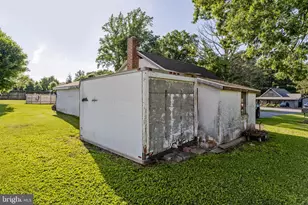 225 Hartings Park Rd, Denver, PA 17517 - Photo 17