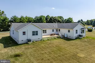 469 Gault Rd, Narvon, PA 17555 - Photo 13