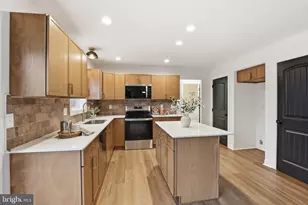 125 Woodmeadow Dr, Denver, PA 17517 - Photo 13