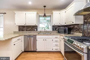 1328 Edgewood Dr, East Earl, PA 17519 - Photo 19