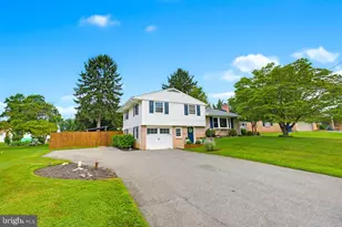 107 E Penn Grant Rd, Willow Street, PA 17584 - Photo 3