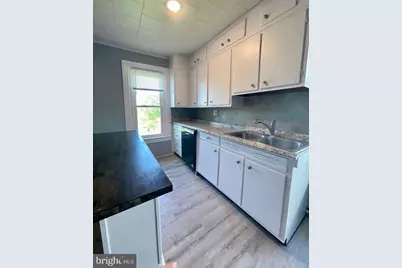 520 Main Street #APT 2, Denver, PA 17517 - Photo 3