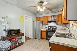 239 Locust St, New Holland, PA 17557 - Photo 13