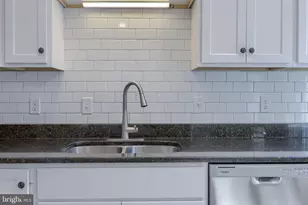 248 E Walnut St, Lancaster, PA 17602 - Photo 17
