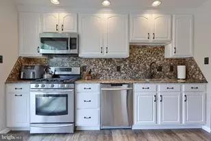 2742 Chapel Rd, Lancaster, PA 17603 - Photo 23