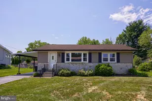 2742 Chapel Rd, Lancaster, PA 17603 - Photo 1