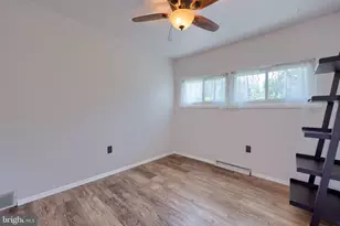2742 Chapel Rd, Lancaster, PA 17603 - Photo 13