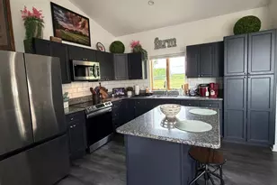 376 Cooper Dr, Kirkwood, PA 17536 - Photo 1