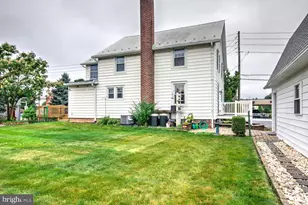 15 N Custer Ave, New Holland, PA 17557 - Photo 13