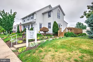 15 N Custer Ave, New Holland, PA 17557 - Photo 7