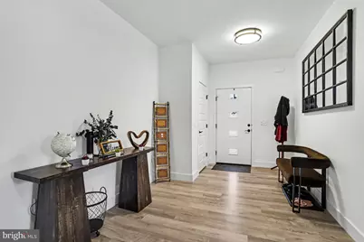 100 Meadows Bend, Lititz, PA 17543 - Photo 5
