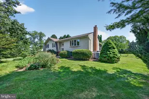 1277 S Colebrook Rd, Manheim, PA 17545 - Photo 3