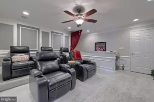 1068 Constitution Dr, Lititz, PA 17543 - Photo 51