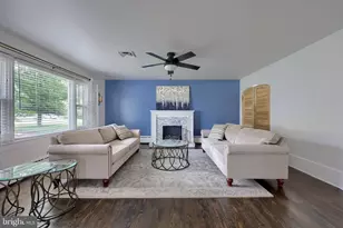 1700 Manor St, Columbia, PA 17512 - Photo 3