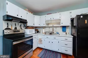 724 Fulton St, Akron, PA 17501 - Photo 17