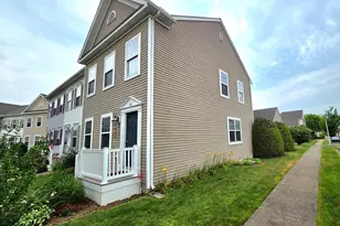 203 Heathersage Dr, Marietta, PA 17547 - Photo 5