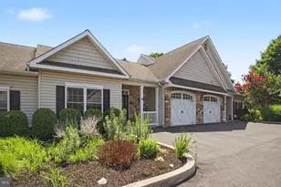 958 Elm Ave, Lancaster, PA 17603 - Photo 1