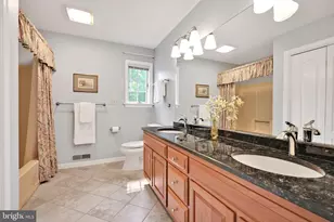1318 Beaconfield Ln, Lancaster, PA 17601 - Photo 35