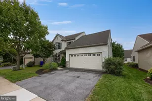 1314 Heatherwood Dr, Mount Joy, PA 17552 - Photo 3