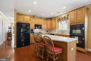 707 Thoreau Dr, Mount Joy, PA 17552 - Photo 13