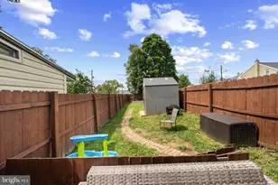 292 S 5th St, Columbia, PA 17512 - Photo 27