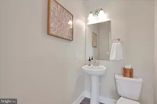 256 Pilgrim Dr, Lancaster, PA 17603 - Photo 13