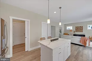 256 Pilgrim Dr, Lancaster, PA 17603 - Photo 11