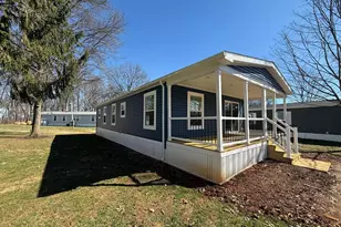 54 Rainbow Cir, Elizabethtown, PA 17022 - Photo 3