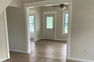 30 E Stiegel St, Manheim, PA 17545 - Photo 13