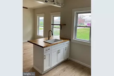 30 E Stiegel Street, Manheim, PA 17545 - Photo 21