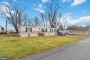 254 Walnut St, Bainbridge, PA 17502 - Photo 5