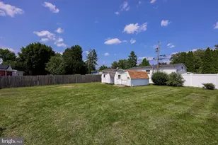 9 Park Cir Dr, Lancaster, PA 17603 - Photo 11