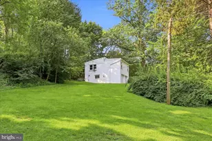 35 Orchard Rd, Lancaster, PA 17601 - Photo 3