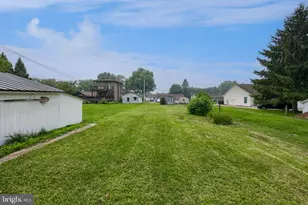 128 N Charlotte St, Manheim, PA 17545 - Photo 9