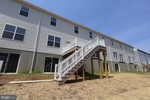 2452 Spring Water Cir, Lancaster, PA 17601 - Photo 11