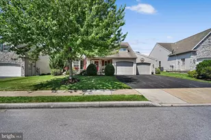 1066 Cambridge Dr, Manheim, PA 17545 - Photo 3