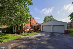 94 Lancaster Ave, Strasburg, PA 17579 - Photo 5
