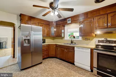 1120 Louise Avenue, Lancaster, PA 17601 - Photo 9