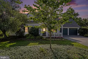 519 Colonial Crescent Dr, Lititz, PA 17543 - Photo 3